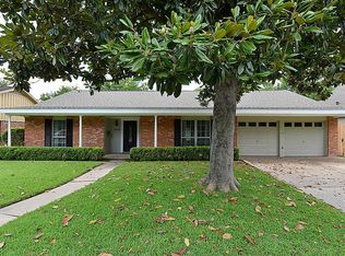 9777 Larston St, Houston, TX 77055