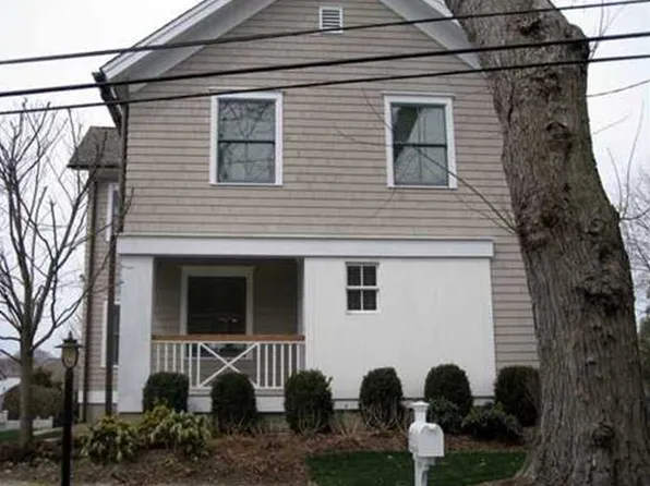 15 Yarmouth Rd, Norwalk, CT 06853