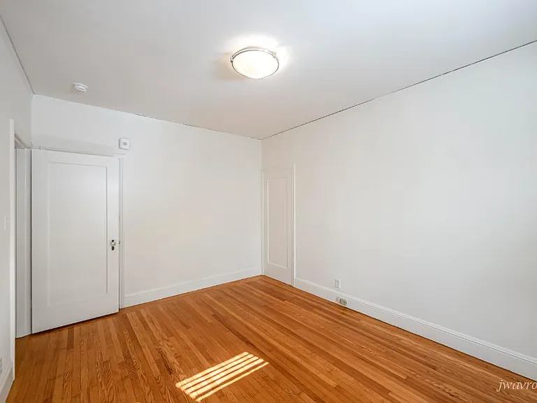 159 19th Ave #4 — Photo 11