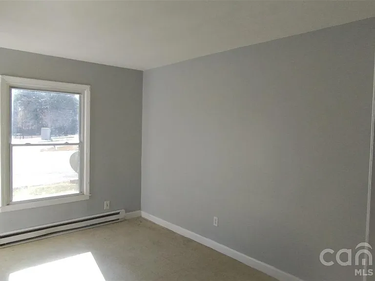 2667 Dr Carver Rd — Photo 12