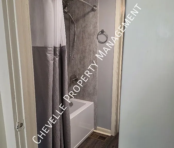 6503 Frost Ave — Photo 8