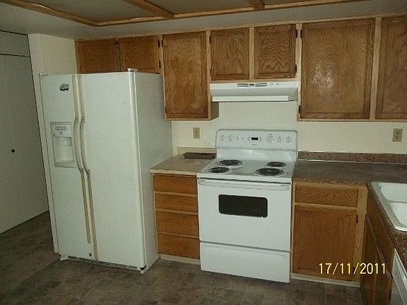 3rd image of 24309 23rd Ave S