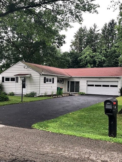 single family 2 car garage
