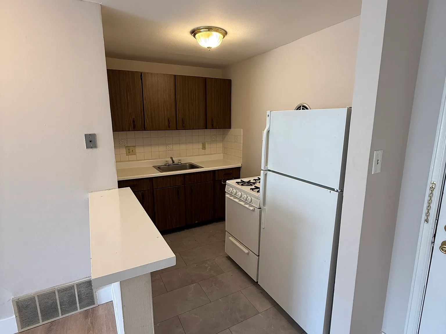 7108 Horner Ave — Photo 3