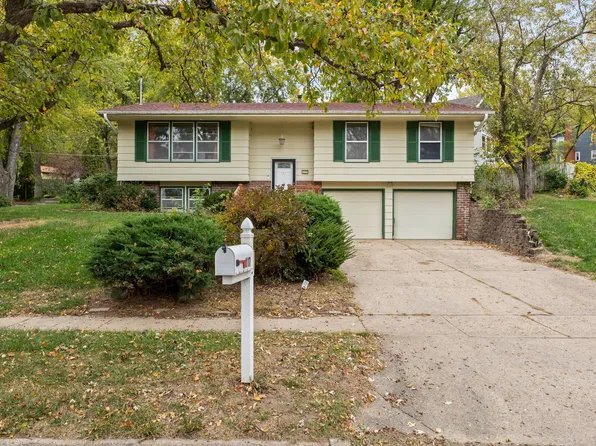 117 SW 58th Dr, Des Moines, IA 50312