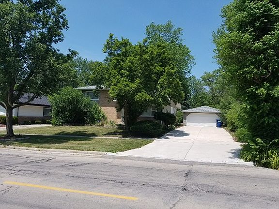 2nd image of 112 Westwood Dr
