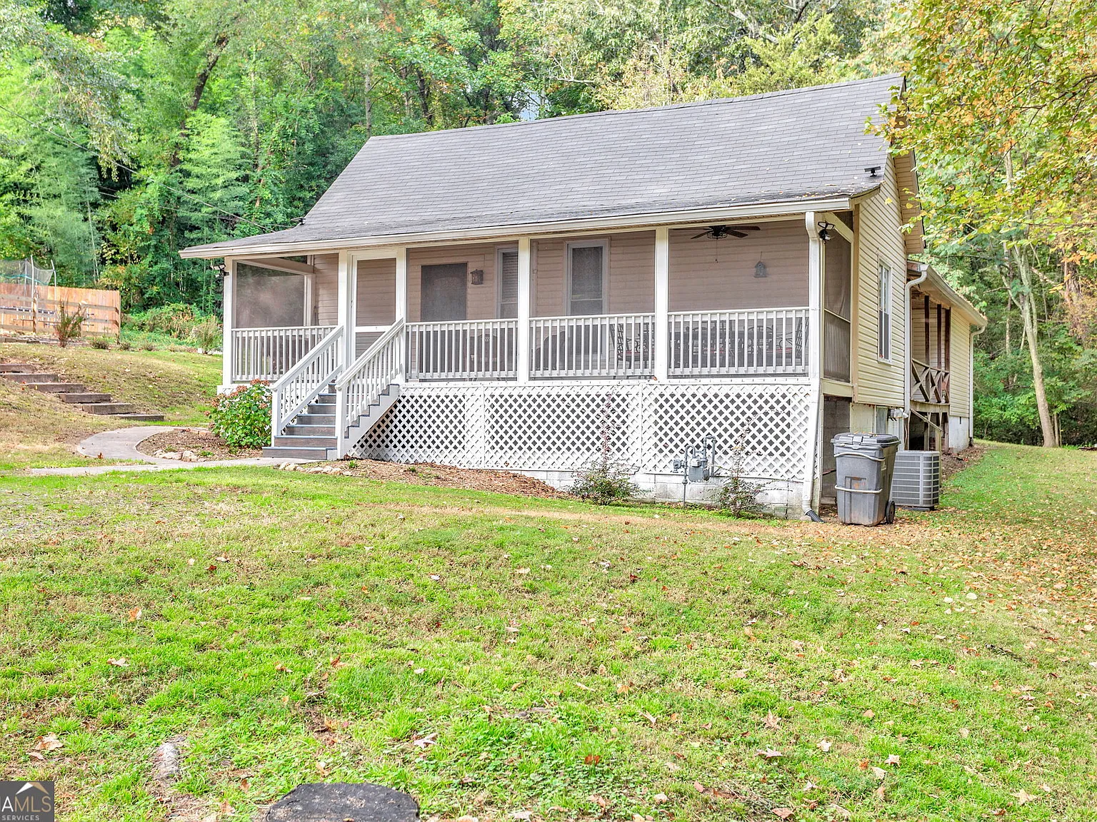 4 bed, 2.0 bath, $4,631 — Photo 4