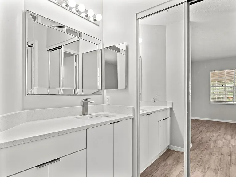 1868 Sixty Oaks Ln — Photo 7