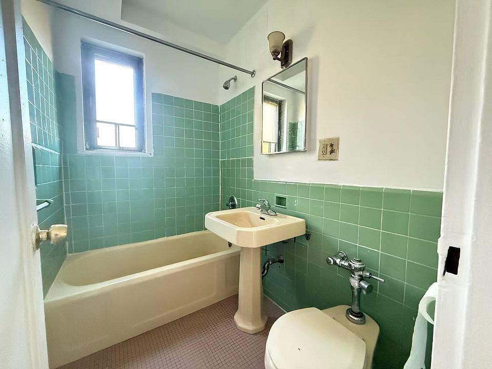2nd image of 1545 Archer Rd APT 7E