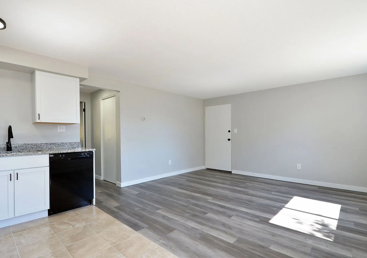 2741 Virginia - CRE — Photo 3