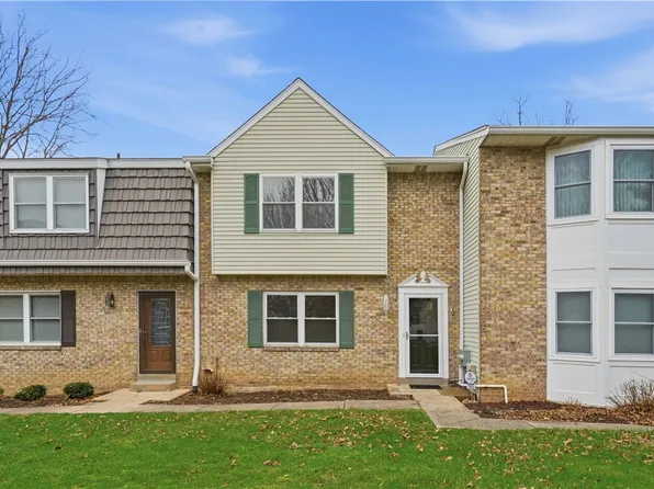 1605 Calico Ct, Bethel Park, PA 15102