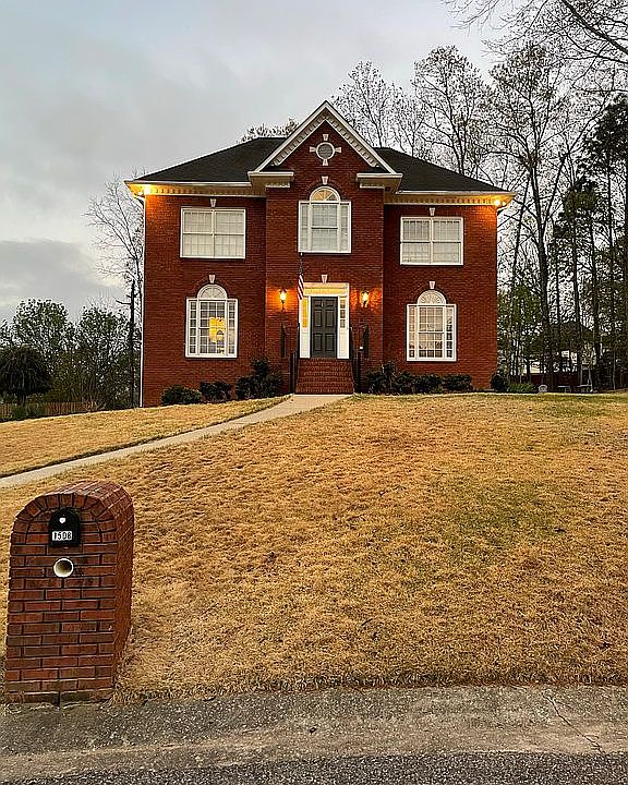 1st image of 1508 Cypress Ln
