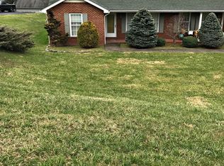 186 Tanglewood Dr, Tazewell, VA 24651