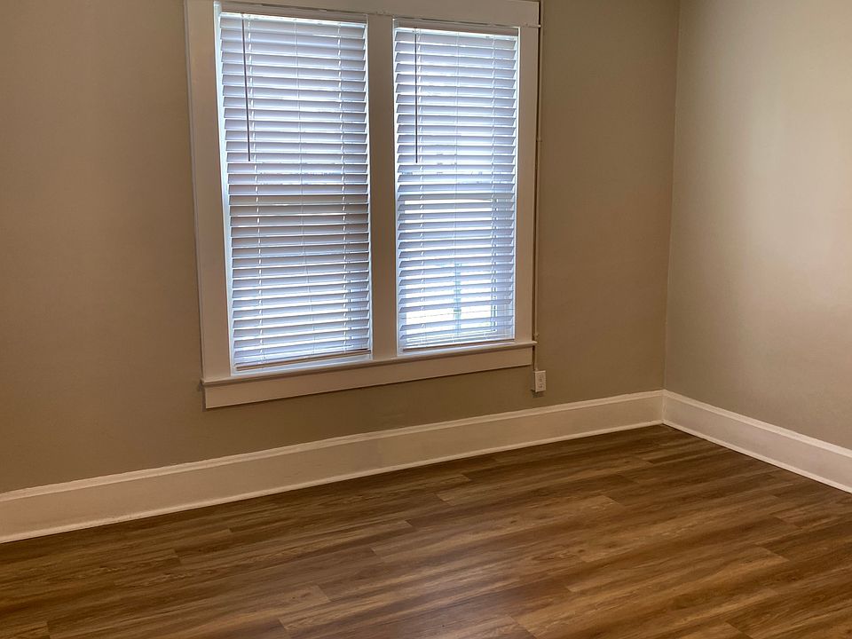 1st image of 137 Mill St