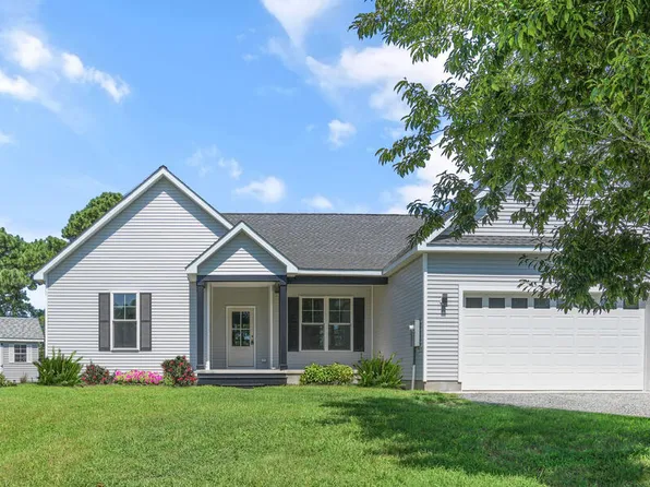 3077 Navigator Dr, Greenbackville, VA 23356