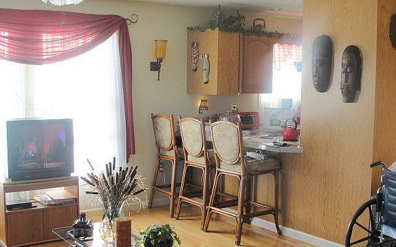 3rd image of 17502 Annie Ln