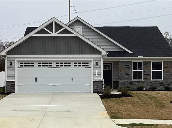 103 Armistead Burwell Crse, Williamsburg, VA 23185