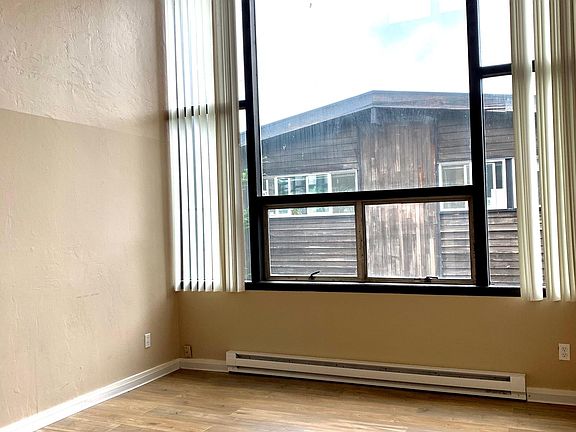 2nd image of 315 Belmont Ave E APT 206