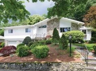 80 Nardell Rd, Newton, MA 02459