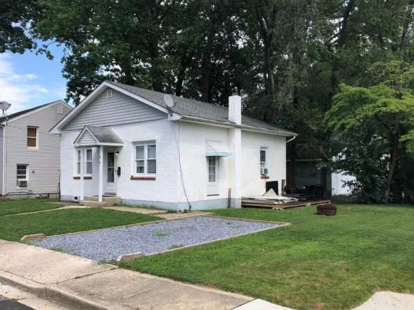 71 5th St, Pennsville, NJ 08070