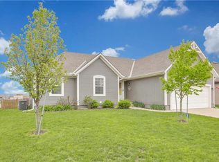 28541 W 160th Ter, Gardner, KS 66030
