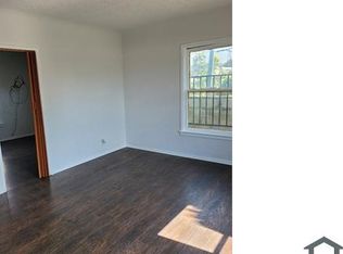 411 E 69th St #2, Los Angeles, CA 90003
