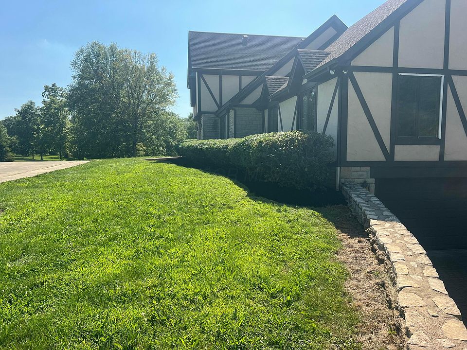 2nd image of 3191 Spring Valley Rd