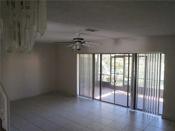 5th image of 9244 NW 49th Pl