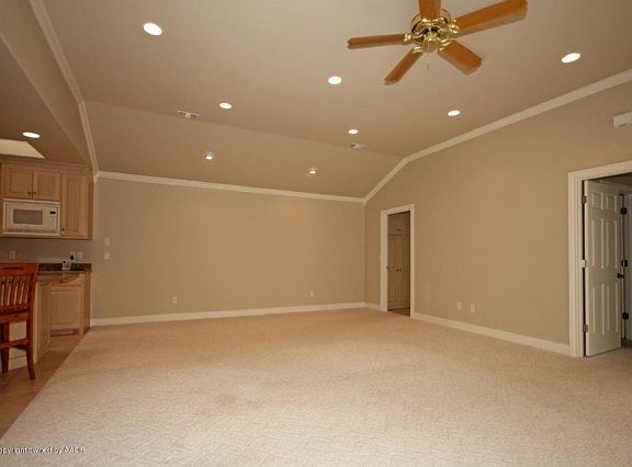 4th image of 10 Brennan Park