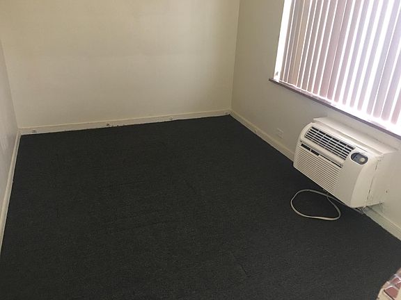3rd image of 8124 S Western Ave APT 203