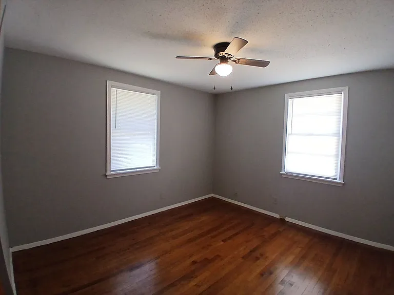 572 Jenson Rd — Photo 9