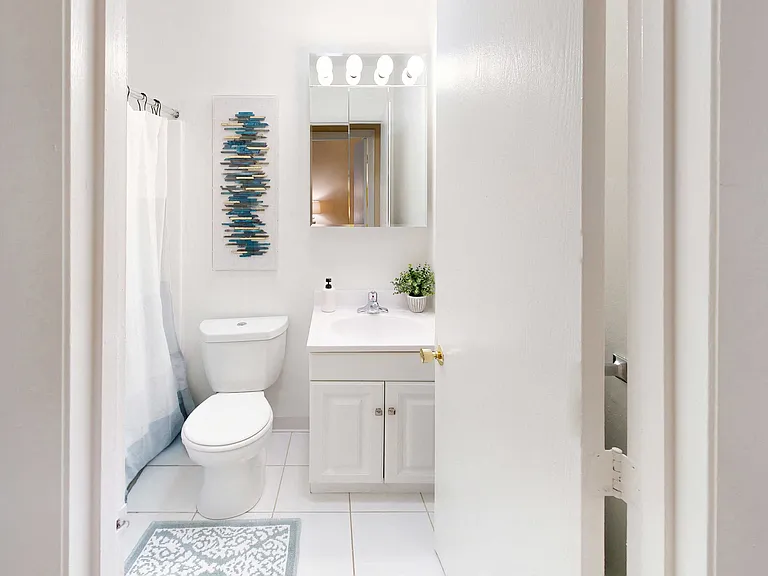 Norwest Woods Apartment — Photo 76