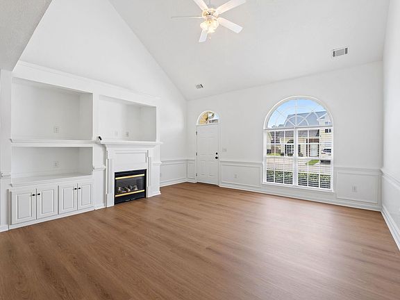 5th image of 223 Nicklaus Ct