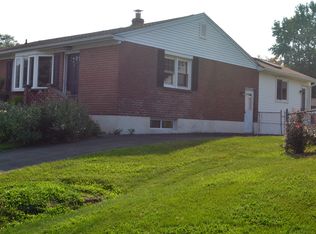 3005 Chelmsford Ln, Wilmington, DE 19810