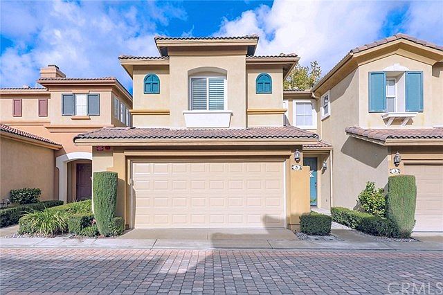 1st image of 5 Trofello Ln
