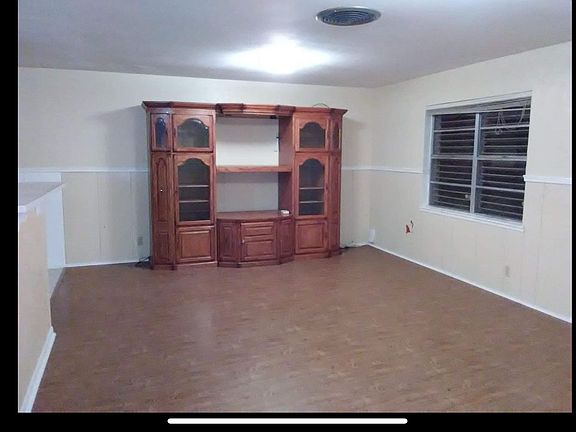 5th image of 4102 Key West Dr