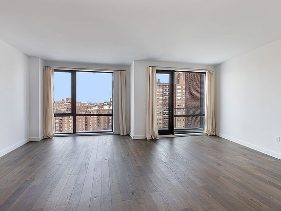 3rd image of 107-06 Queens Blvd #8H