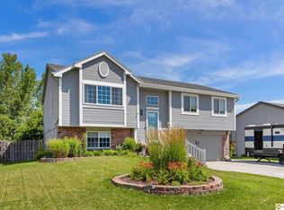20108 Gateway Rd, Elkhorn, NE 68022