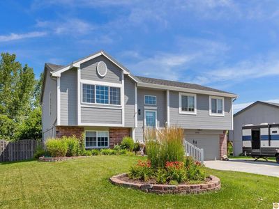 20108 Gateway Rd, Elkhorn, NE, 68022
