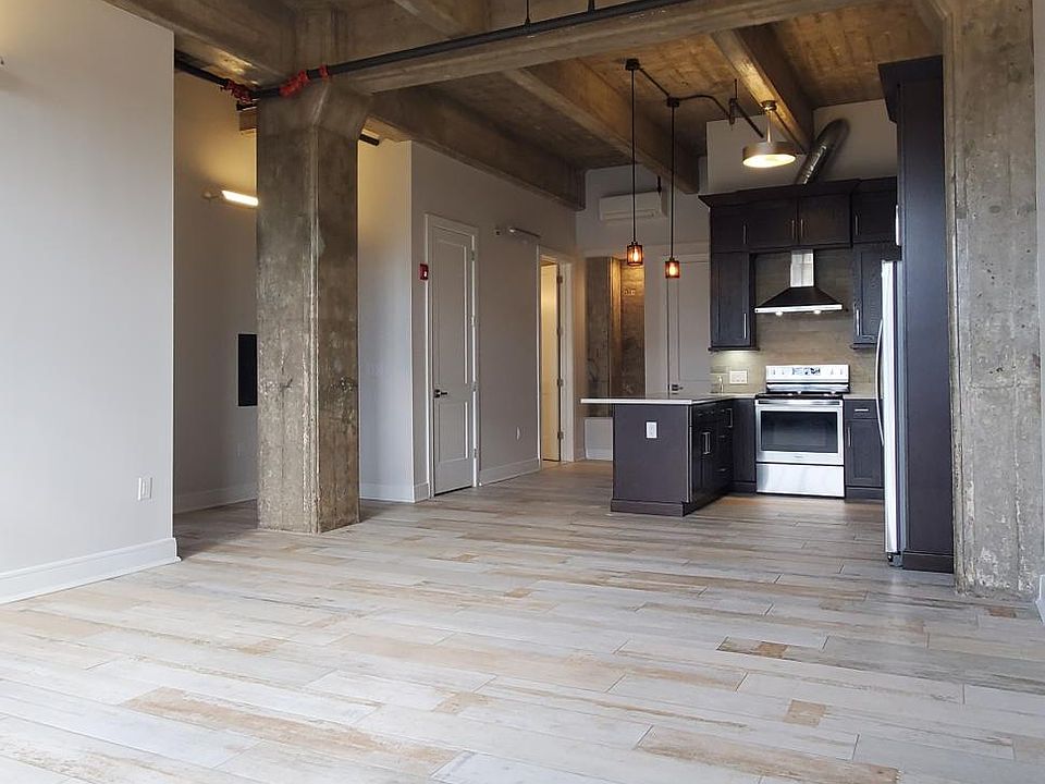 1st image of 225-239 McWhorter St #101