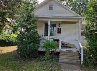 515 N 9th St, Rochelle, IL 61068