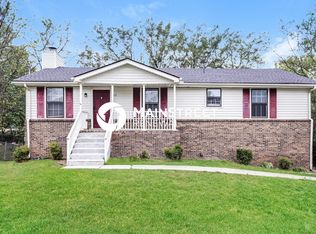 119 Overlook Dr, Hendersonville, TN 37075
