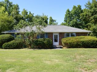 3136 Rawlings Rd, Woodlawn, TN 37191