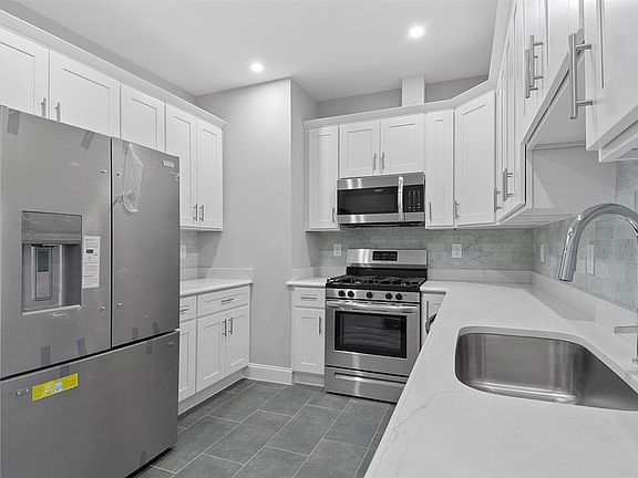 3rd image of 311-315 W Side Ave #207