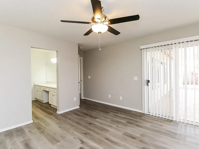 1194 S Anvil Pl — Photo 10
