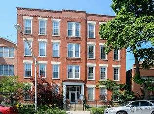 1416 W Ohio St APT 1E, Chicago, IL 60642