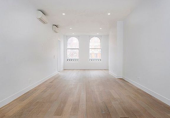 2nd image of 180 Atlantic Ave #1