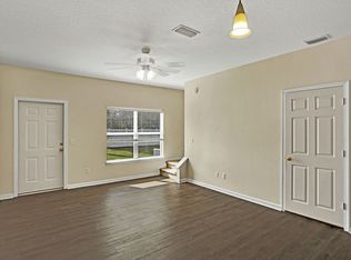 1205 Southern Stream Ct, Saint Johns, FL 32259