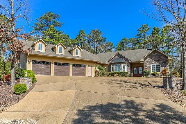 1st image of 33 Fonsagrada Cir