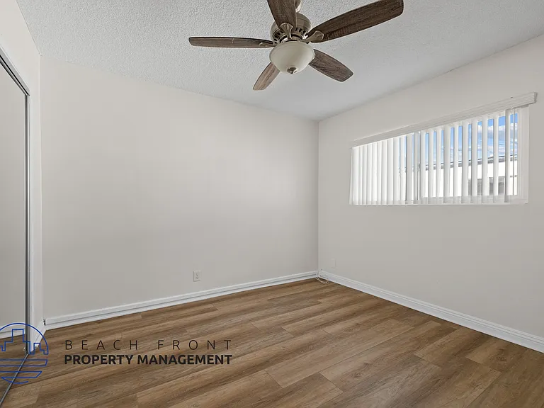 12417 Benedict Ave. — Photo 15